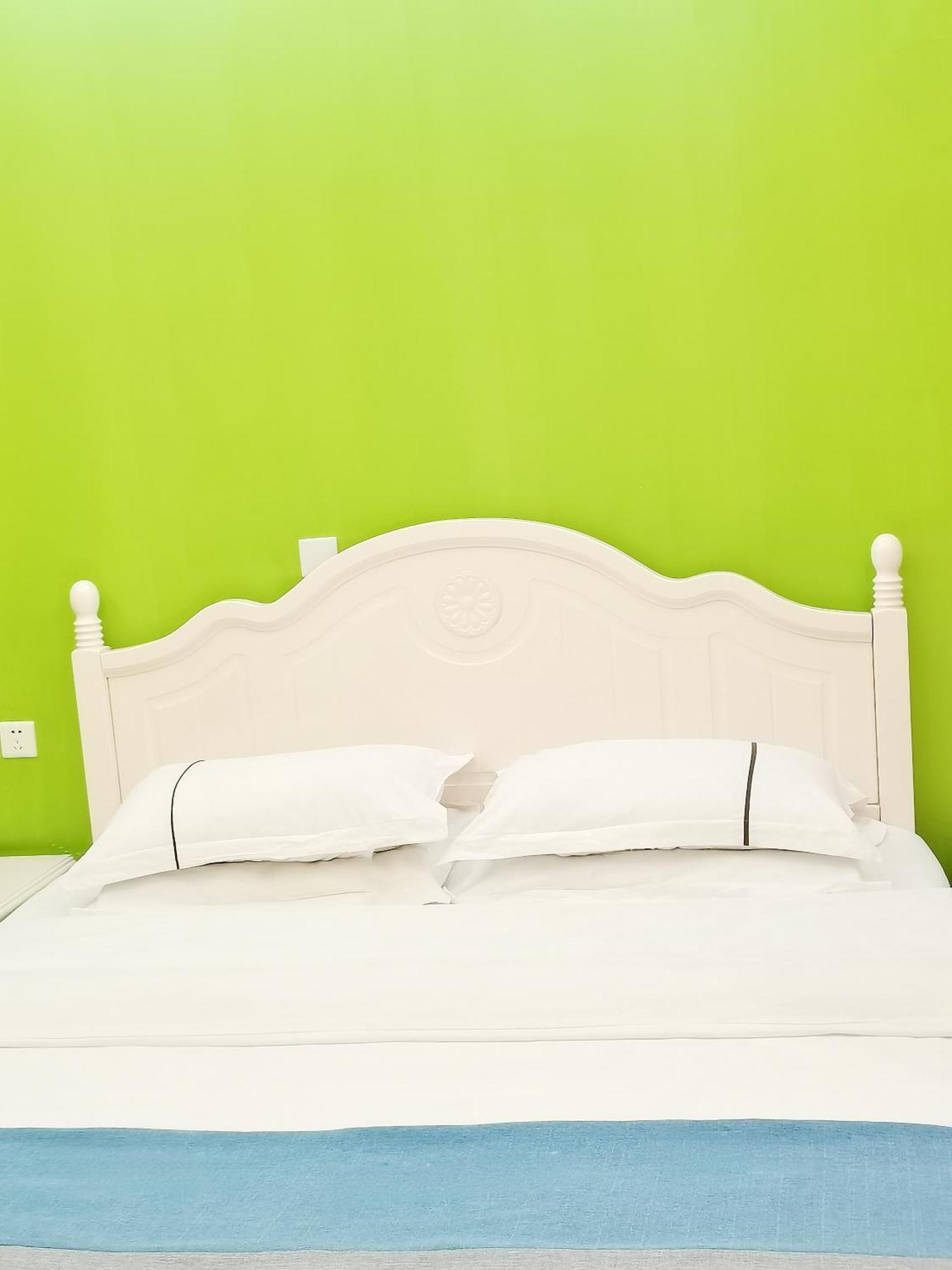 Emeishan Moon Bay Hotel Екстер'єр фото